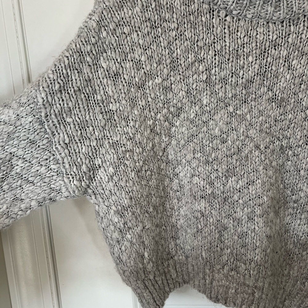 Hollister Chunky Knit Turtleneck Sweater - Picture 2 of 5